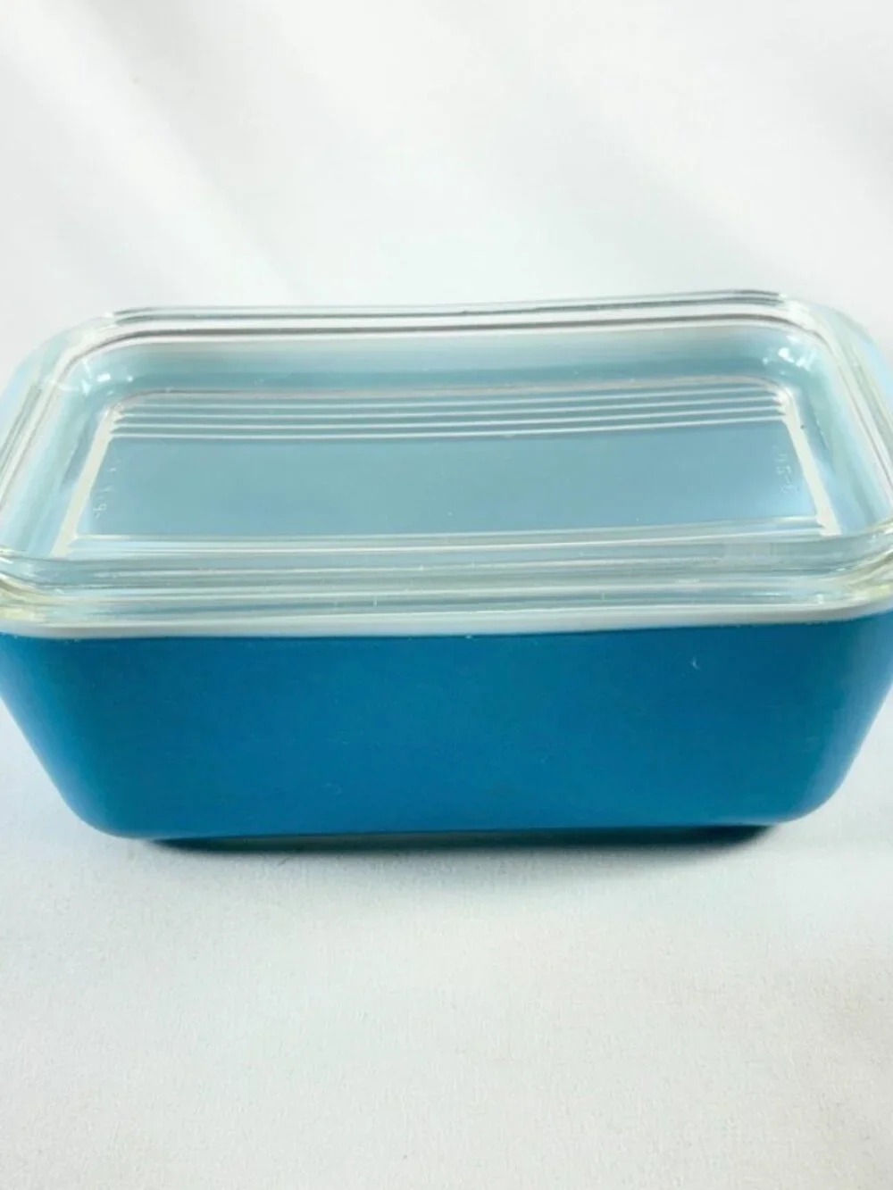 PYREX Refrigerator Dish #36/0502 W/Lid Vintage